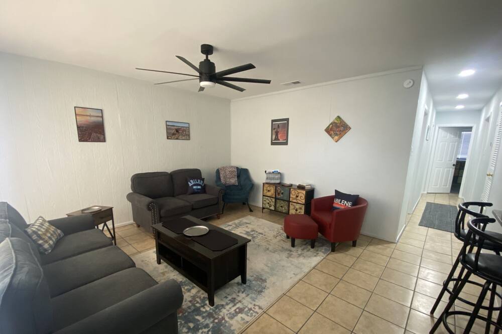 Photo of Livingroom in Abilene