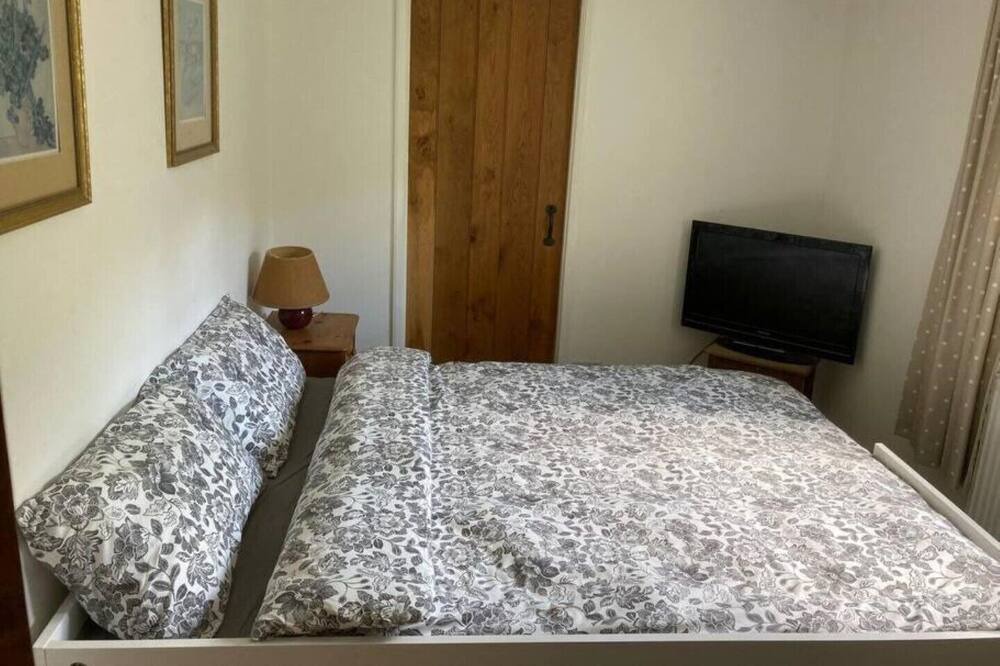 Photo of Bedroom in Crowborough