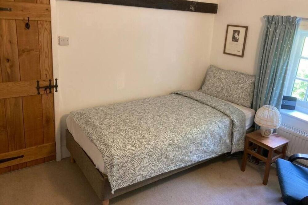 Photo of Bedroom in Crowborough