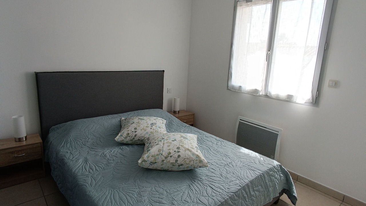 Photo of Others in Canohes