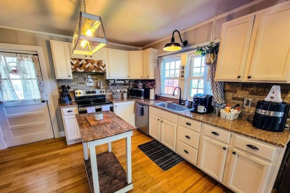 Photo of Kitchen in Shelbyville
