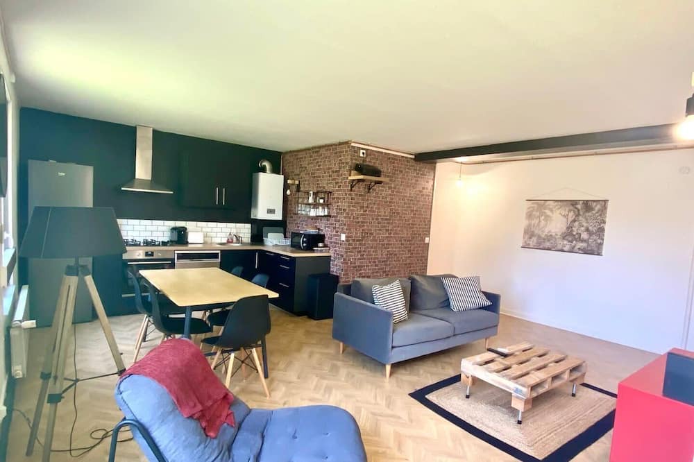 Photo of Livingroom in Poitiers