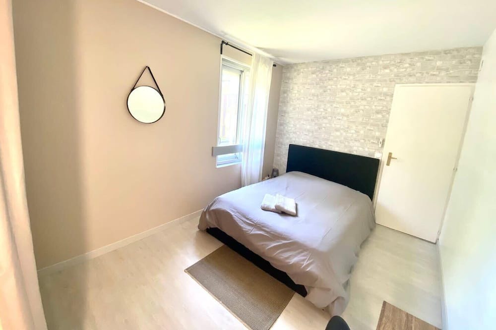Photo of Bedroom in Poitiers