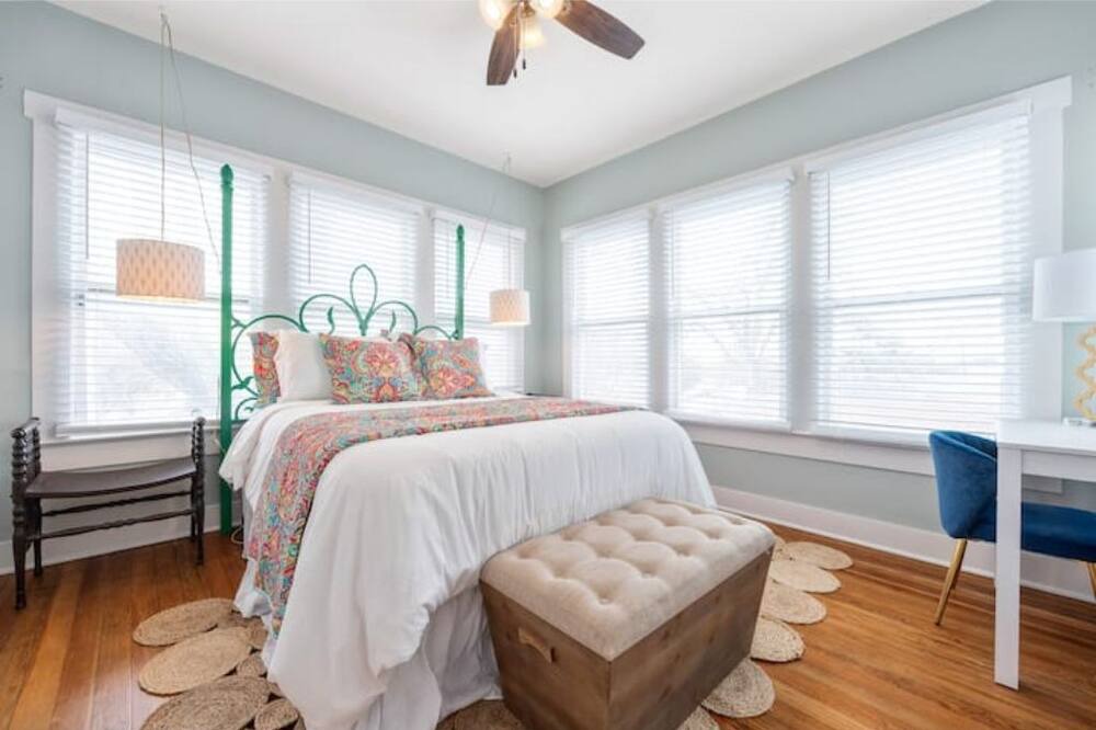 Photo of Bedroom in Monte Vista