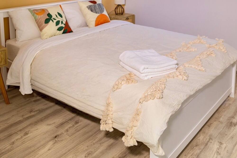 Photo of Bedroom in Dania Beach