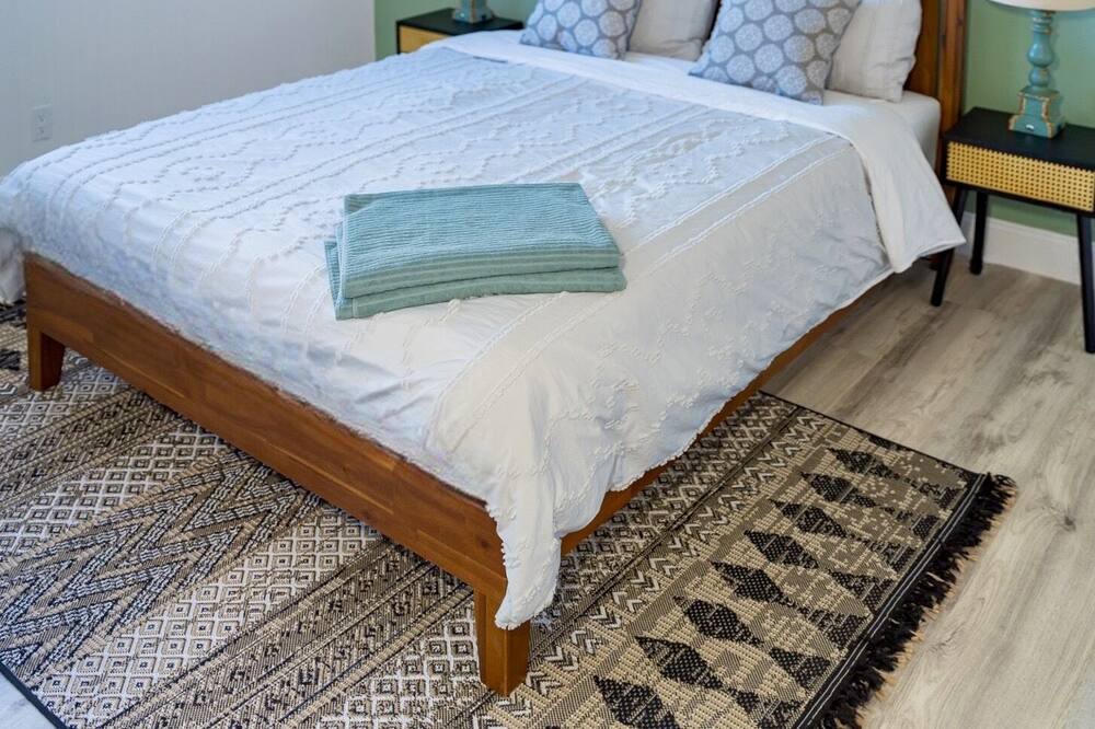 Photo of Bedroom in Dania Beach