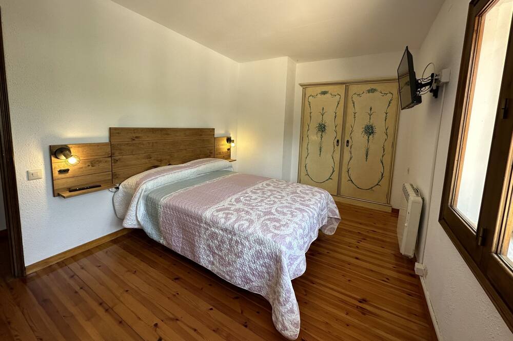 Photo of Bedroom in Palau-solita i Plegamans