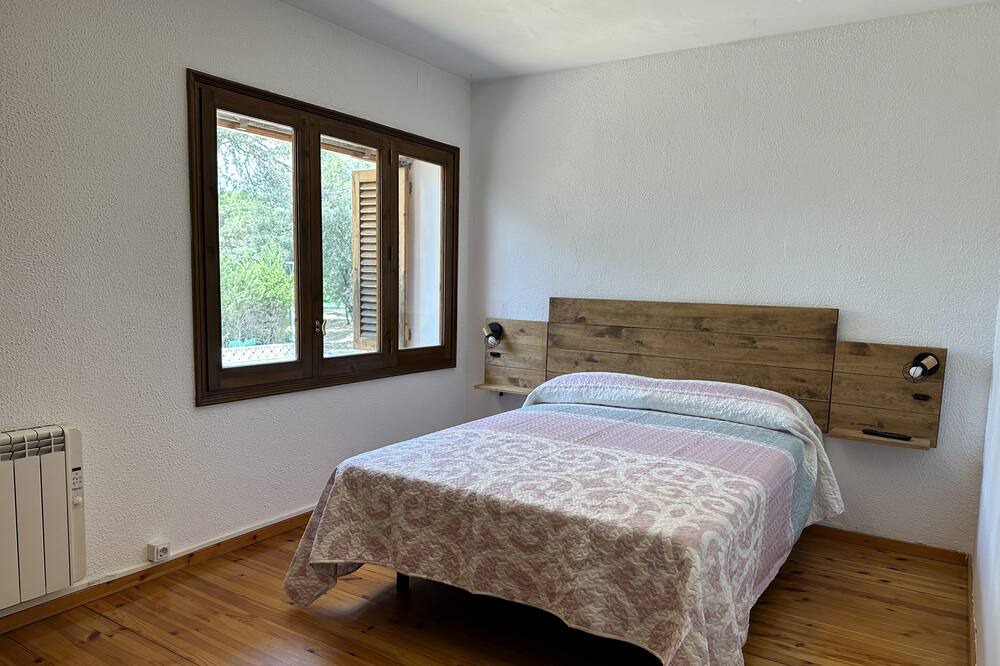 Photo of Bedroom in Palau-solita i Plegamans