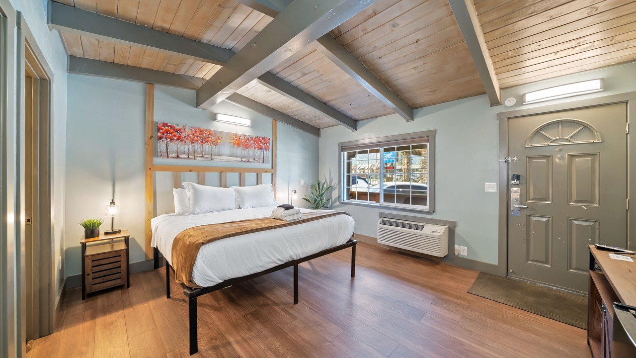 Photo of Bedroom in Lakeside Park