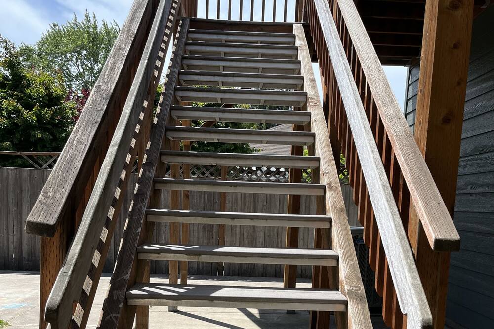 Photo of Outdoor in Cal Young