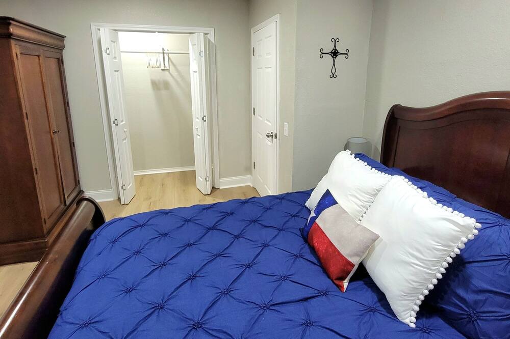 Photo of Bedroom in Boling
