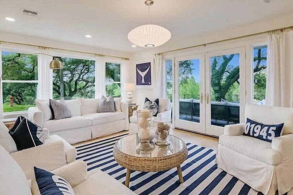 Photo of Livingroom in Smithville