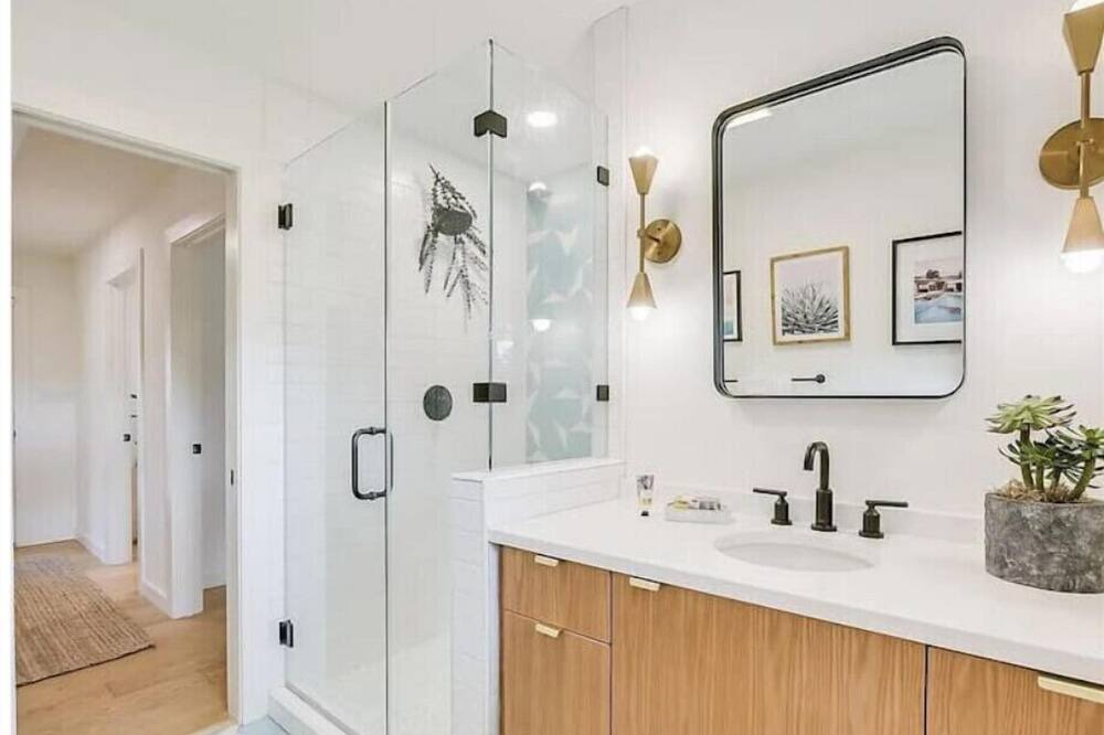 Photo of Bathroom in Smithville