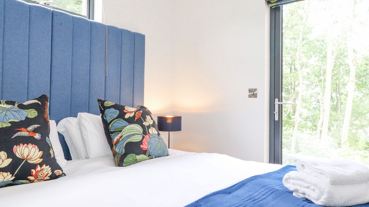 Photo of Others in Hutton