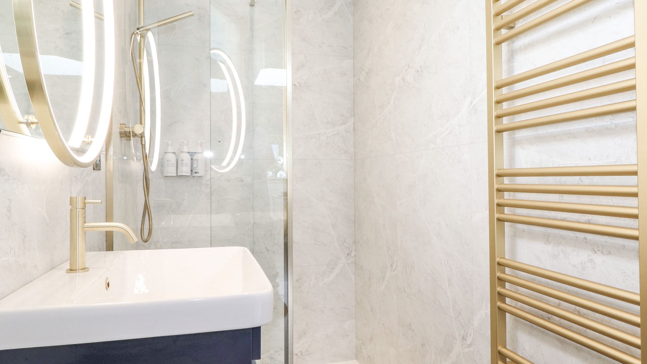 Photo of Bathroom in Hutton