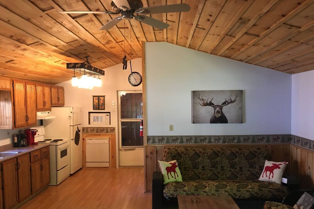 Photo of Kitchen in Unorganized North East Parry Sound