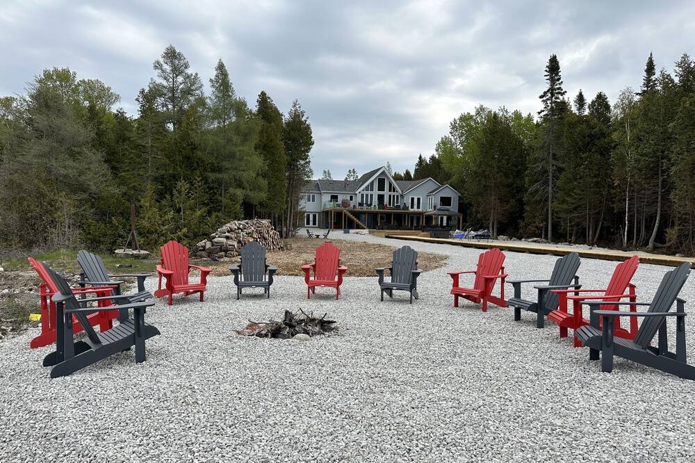Photo of Outdoor in Lion's Head