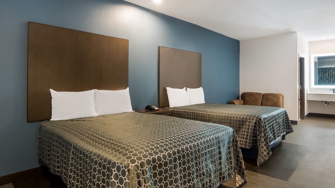 Photo of Bedroom in Forest Hill