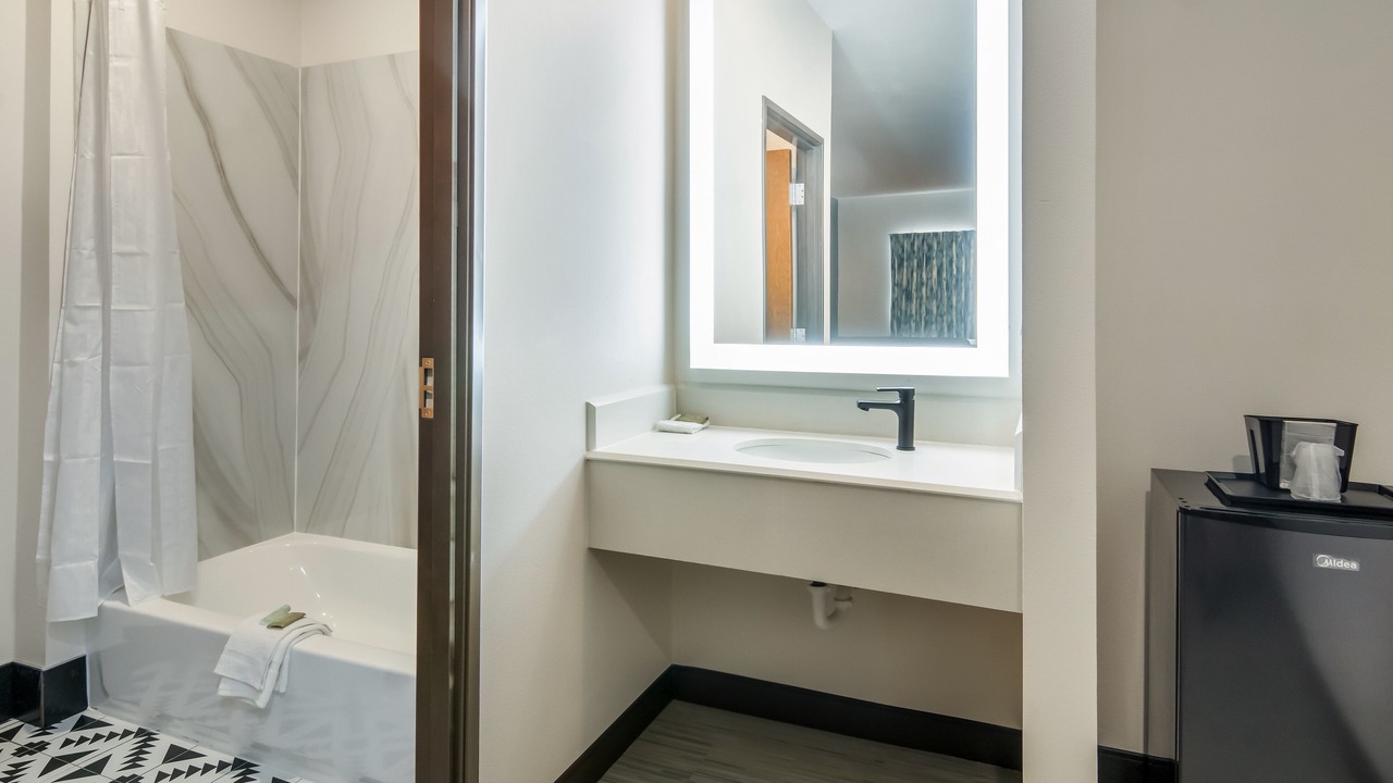 Photo of Bathroom in Forest Hill