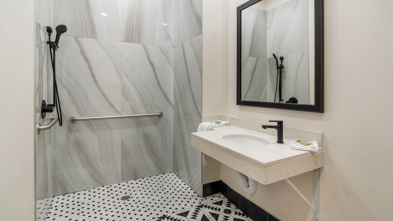 Photo of Bathroom in Forest Hill