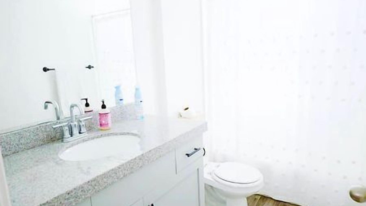 Photo of Bathroom in Eagle Mountain