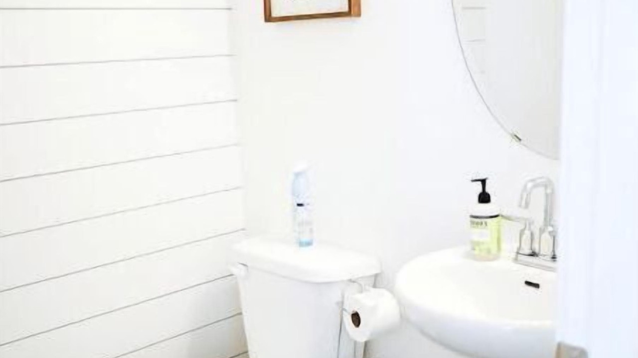 Photo of Bathroom in Eagle Mountain