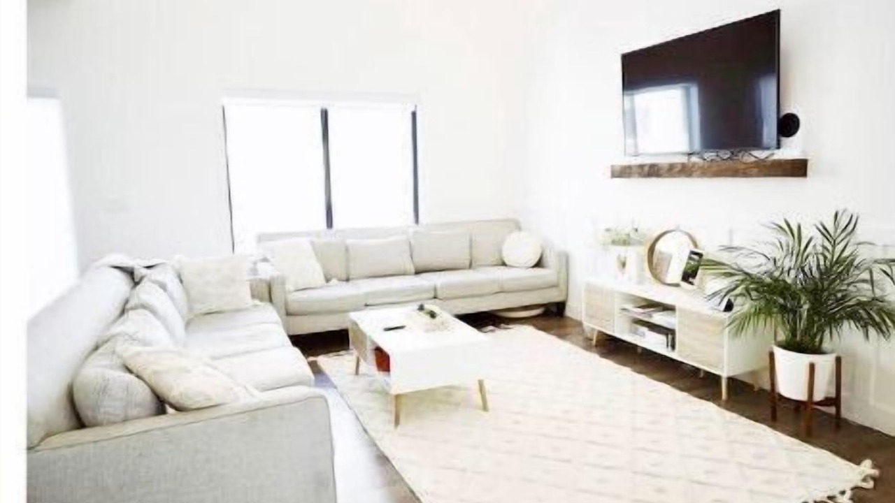 Photo of Livingroom in Eagle Mountain