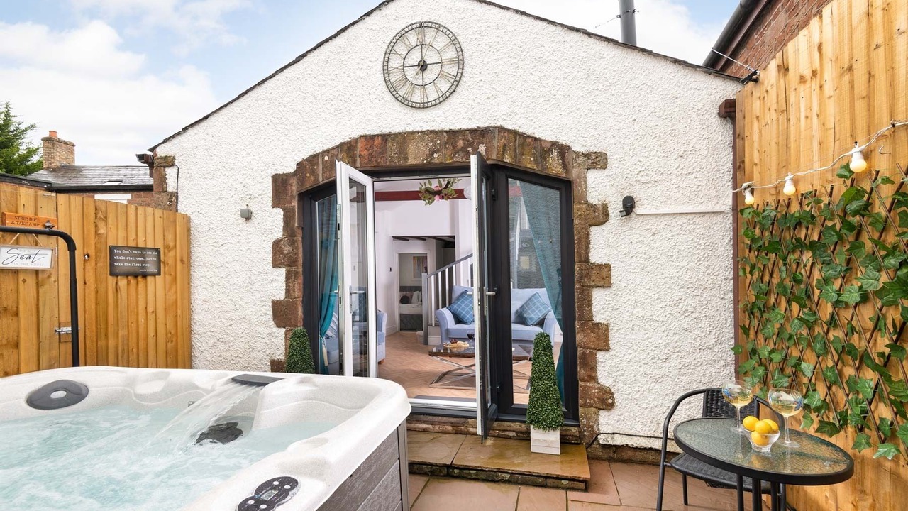 Photo of Outdoor in Hayton