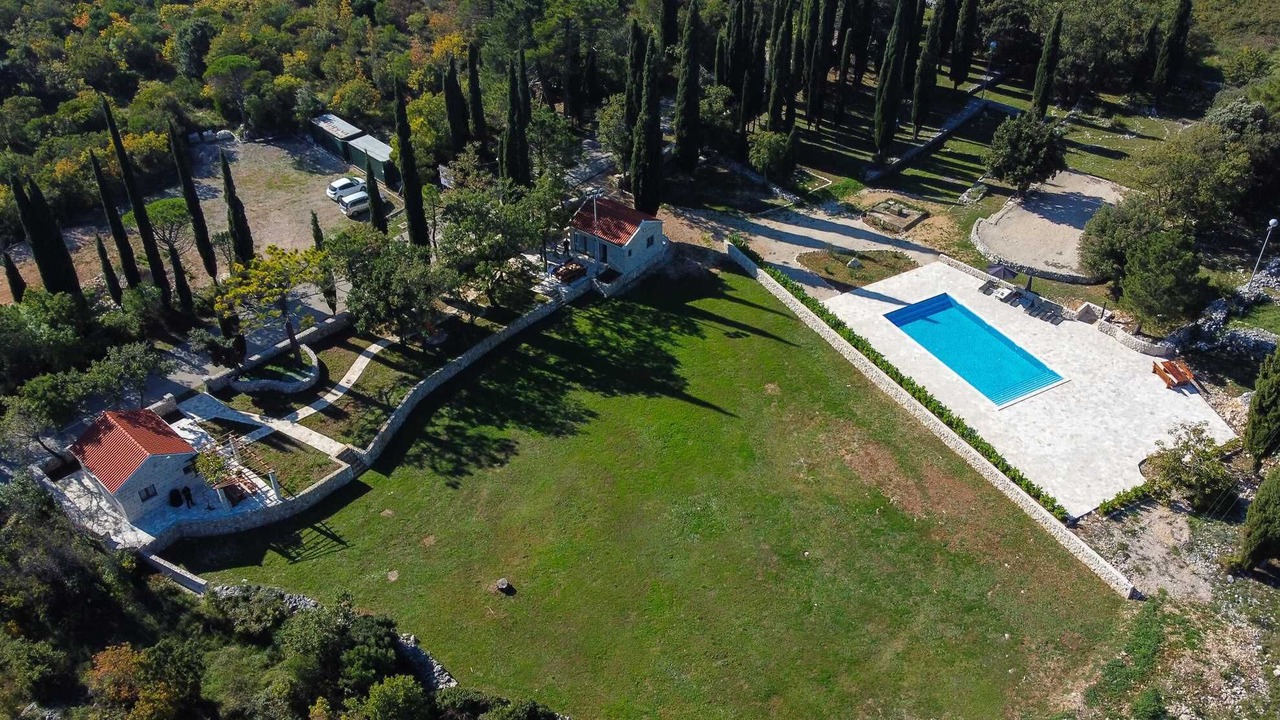 Photo of Outdoor in Gruda