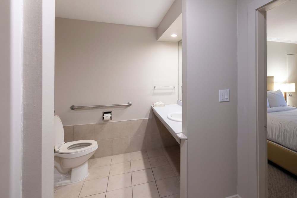 Photo of Bathroom in Dover