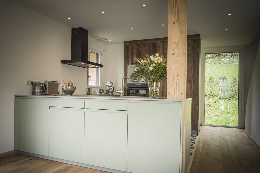 Photo of Others in Bredannaz