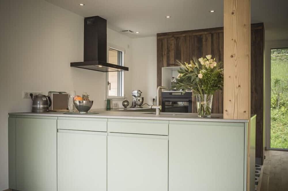 Photo of Others in Bredannaz