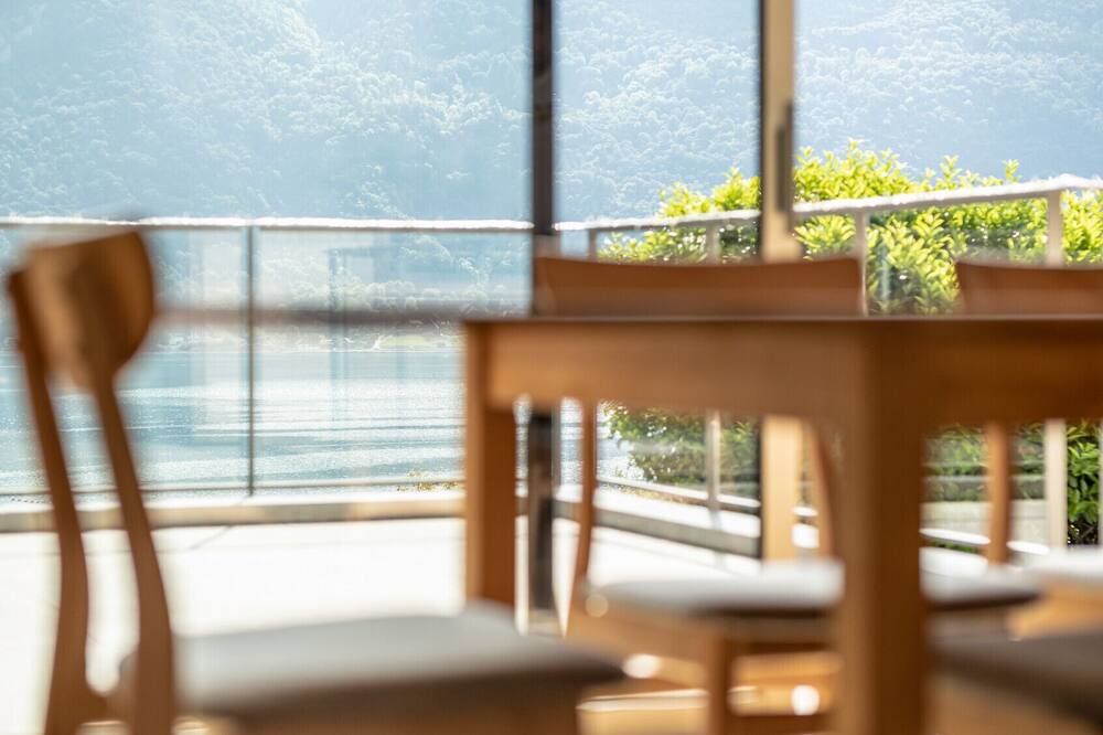 Photo of Others in Bredannaz