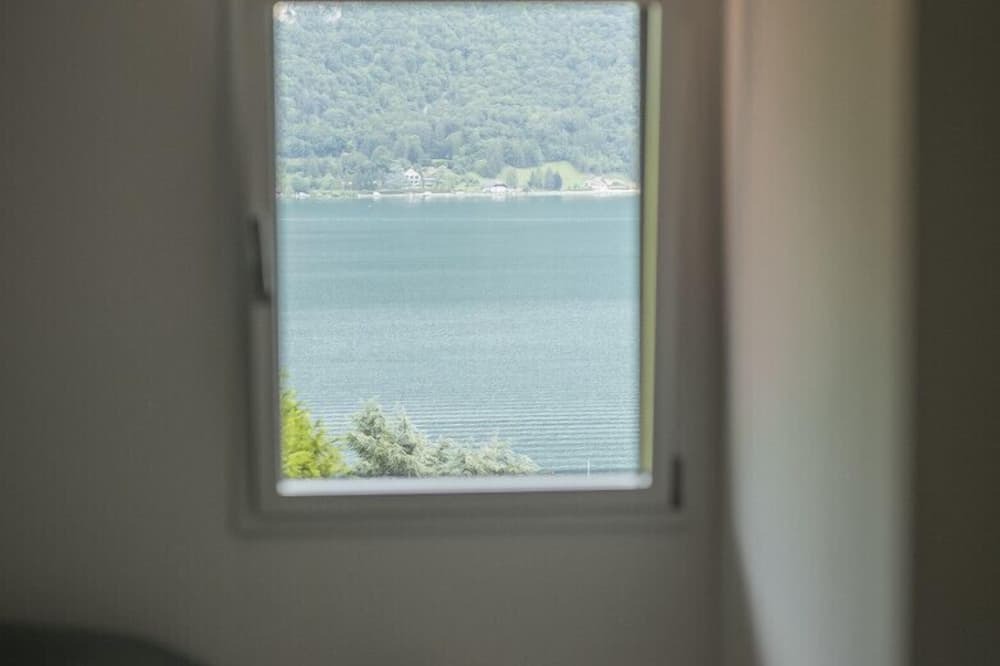 Photo of Others in Bredannaz