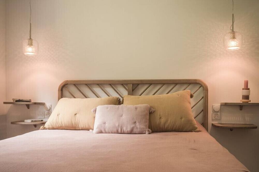 Photo of Others in Bredannaz