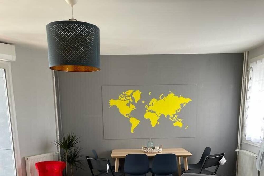 Photo of Livingroom in Saint-Jacques - Pirmil