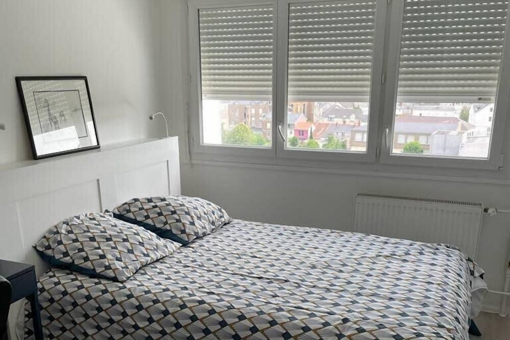 Photo of Bedroom in Saint-Jacques - Pirmil