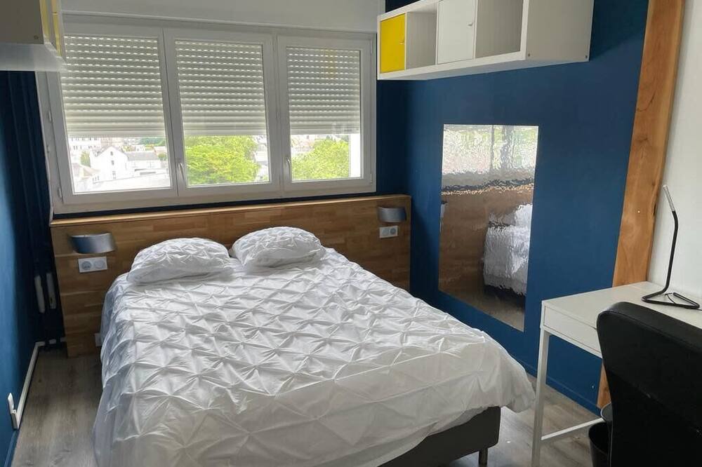 Photo of Bedroom in Saint-Jacques - Pirmil