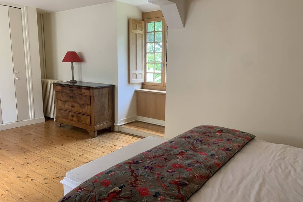 Photo of Bedroom in Luynes