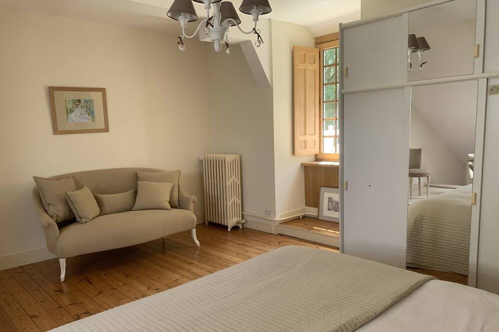 Photo of Bedroom in Luynes