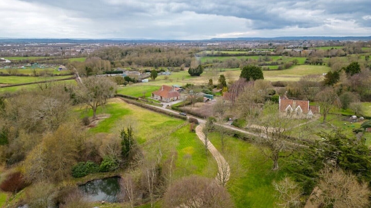 Photo of Outdoor in Coalpit Heath