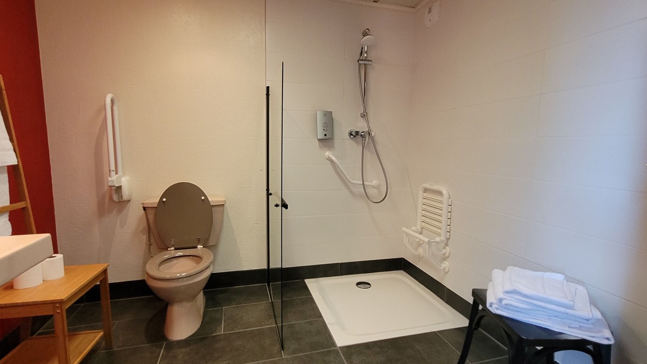 Photo of Bathroom in Digoin