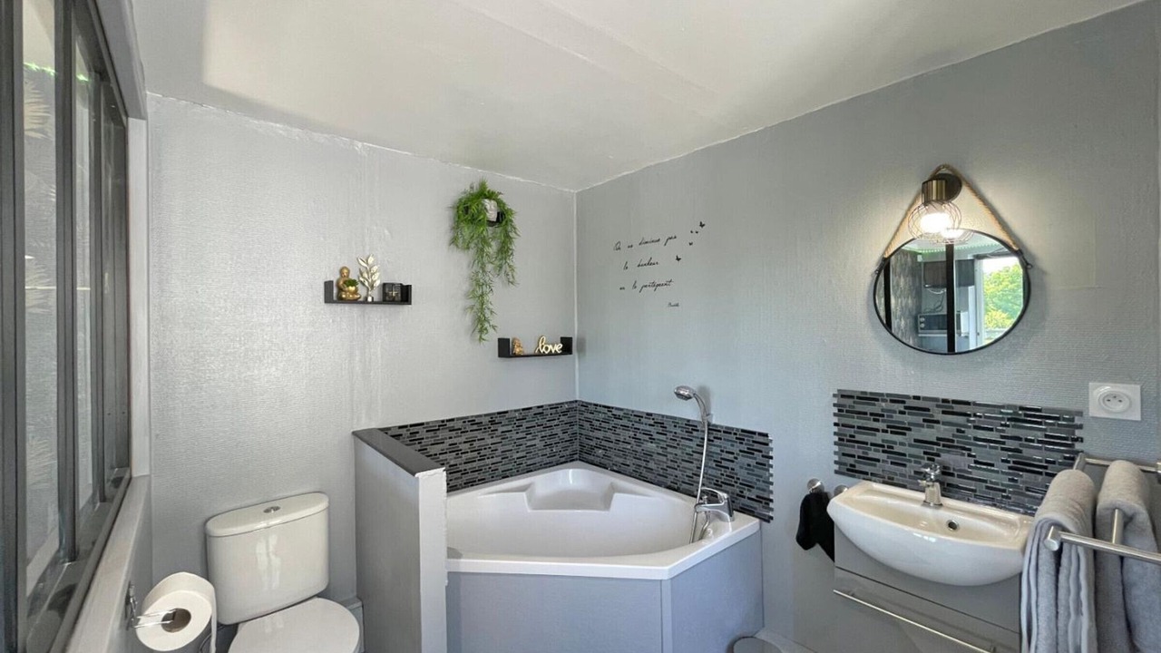 Photo of Bathroom in La Gonfriere