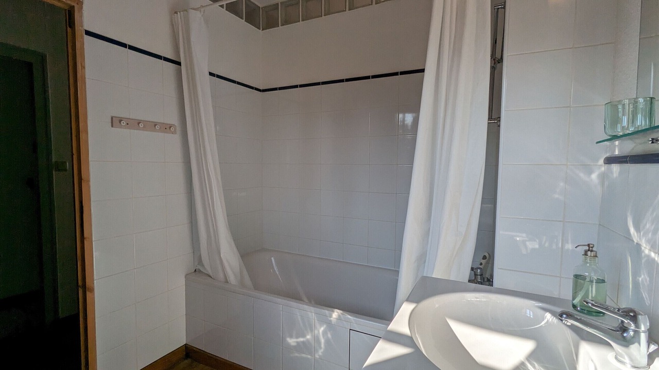 Photo of Bathroom in Lurais