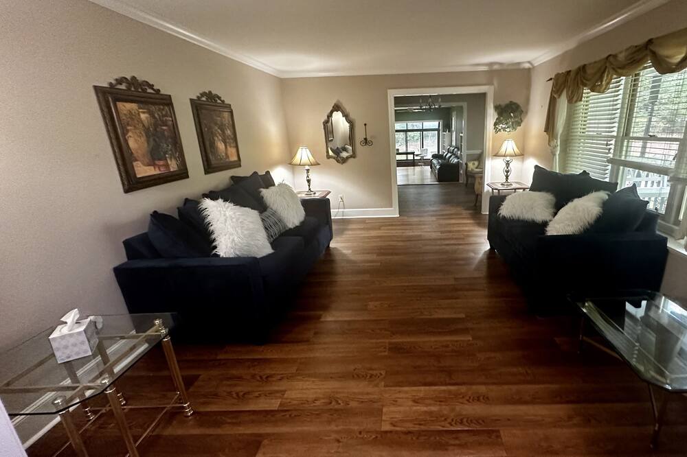 Photo of Livingroom in Charlotte