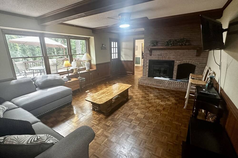 Photo of Livingroom in Charlotte