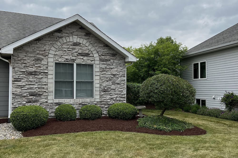 Photo of Outdoor in Leo-Cedarville