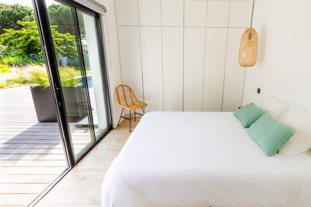 Photo of Bedroom in Les Portes-en-Re