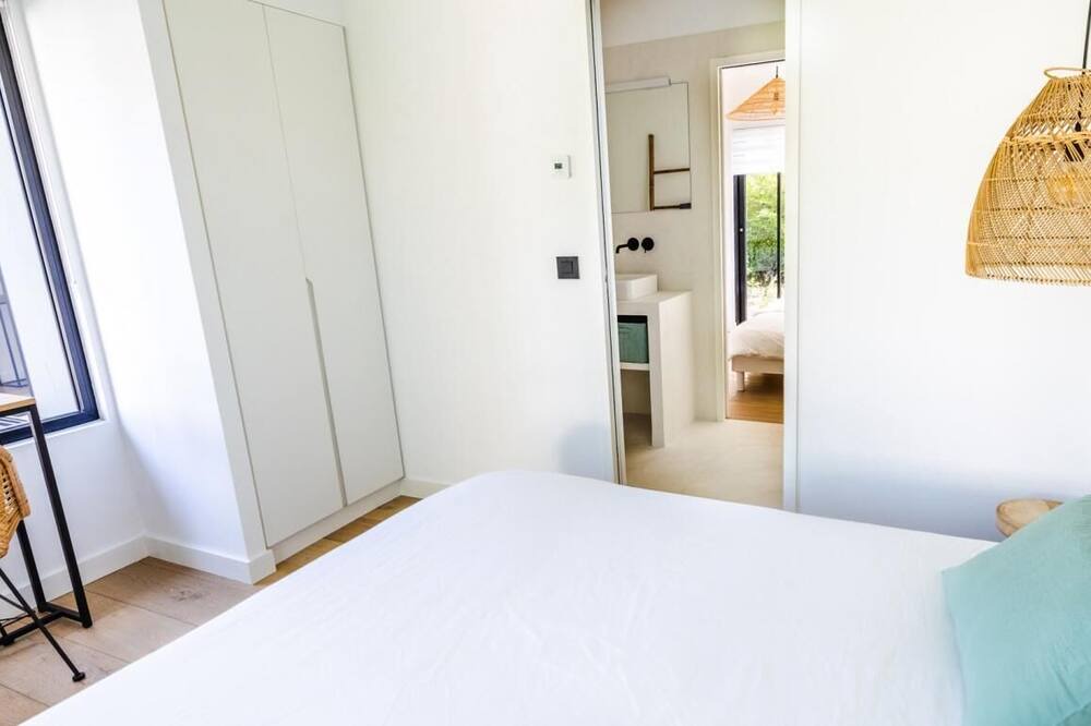 Photo of Bedroom in Les Portes-en-Re