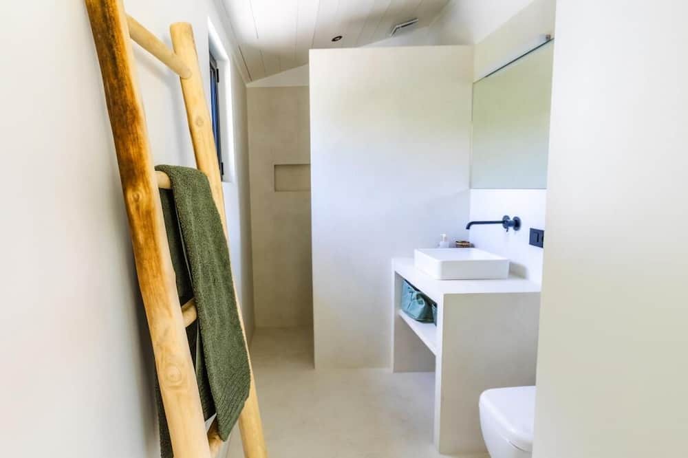 Photo of Bathroom in Les Portes-en-Re